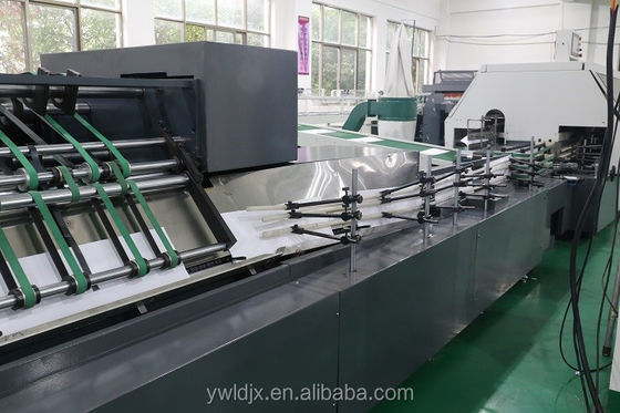 LDGNB760U Máquina para hacer portátiles con cinta adhesiva blanca con velocidad de producción de 220 V