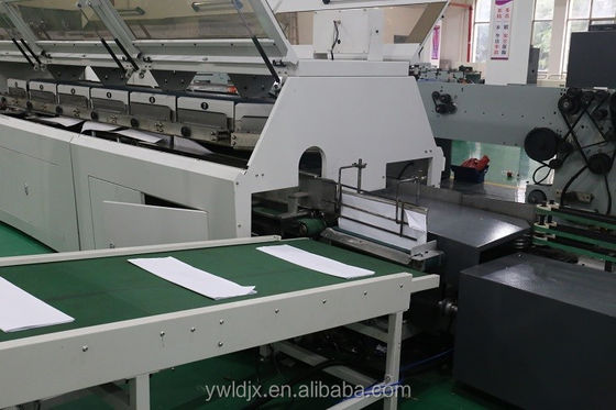 LDGNB760U Máquina para hacer portátiles con cinta adhesiva blanca con velocidad de producción de 220 V