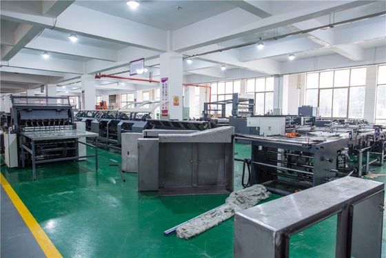 Máquina de costura y plegado de sillas totalmente automática aumenta la eficiencia de su producción